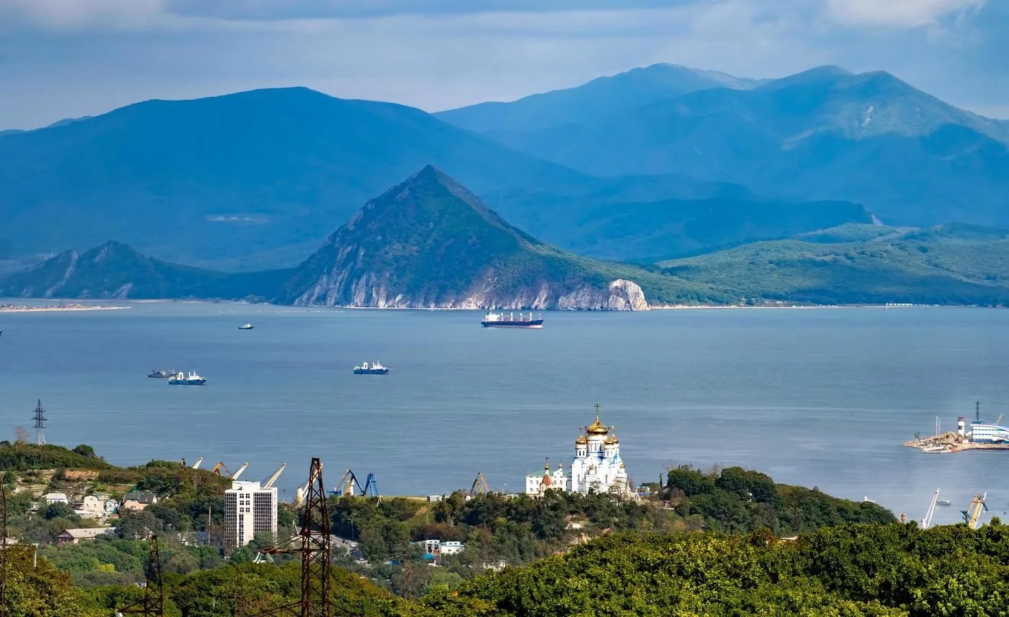 plongee-nakhodka-mer-du-japon-vue-baie-e1779875001320