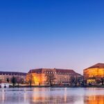 Vue sur la ville de Kiel depuis le port, point de départ idéal pour la plongée à Kiel