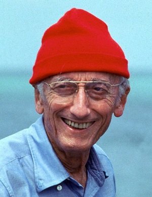 Plongeur célèbre Cousteau